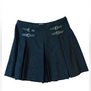 Hot Topic Sz M Skirt Black Pleated Short Mini Double Buckle Skirt Goth Punk